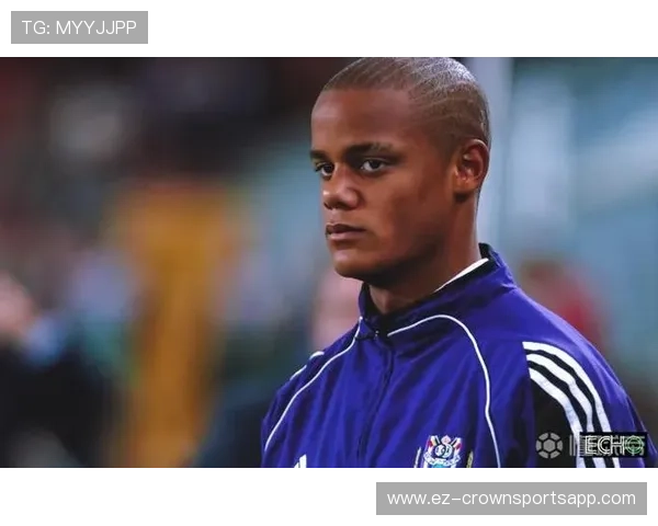 孔帕尼穿西装走超市，那反差我看一辈子都忘不了！