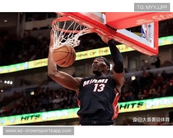 巴姆挡拆积极制造错位助热火提升内线效率