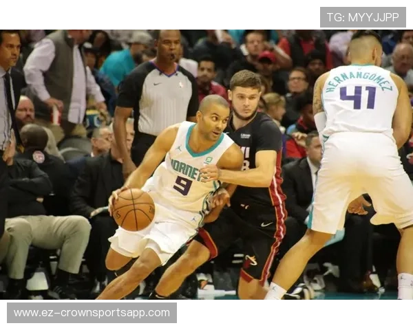 托尼·帕克利用挡拆突破提升球队进攻节奏显著拉开差距